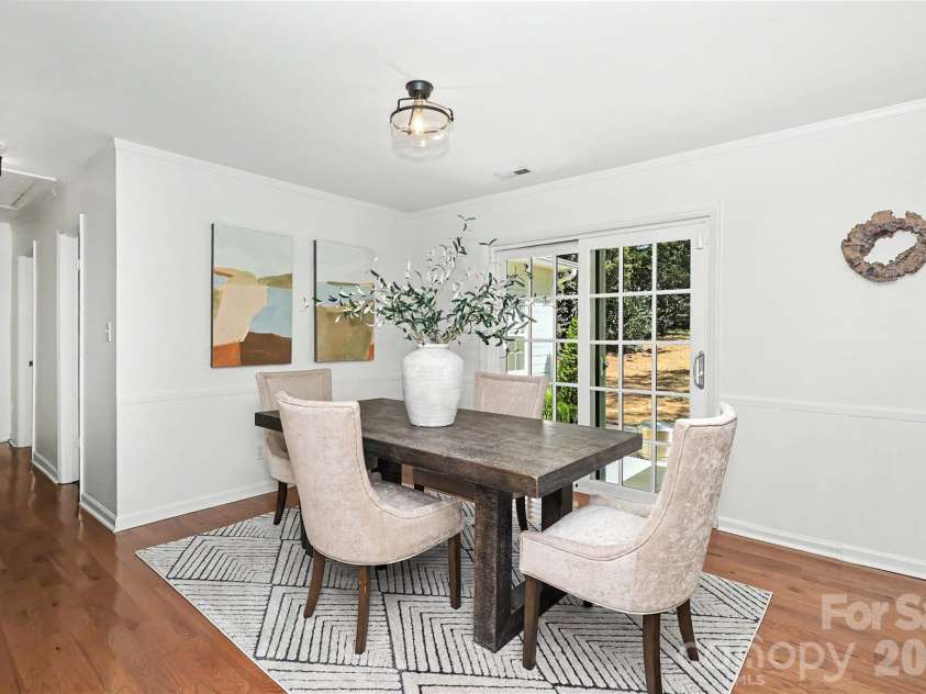4617 Halstead Drive, Charlotte, NC 28209.  MLS# CAR4429542, YatesRealty ID 53939. 