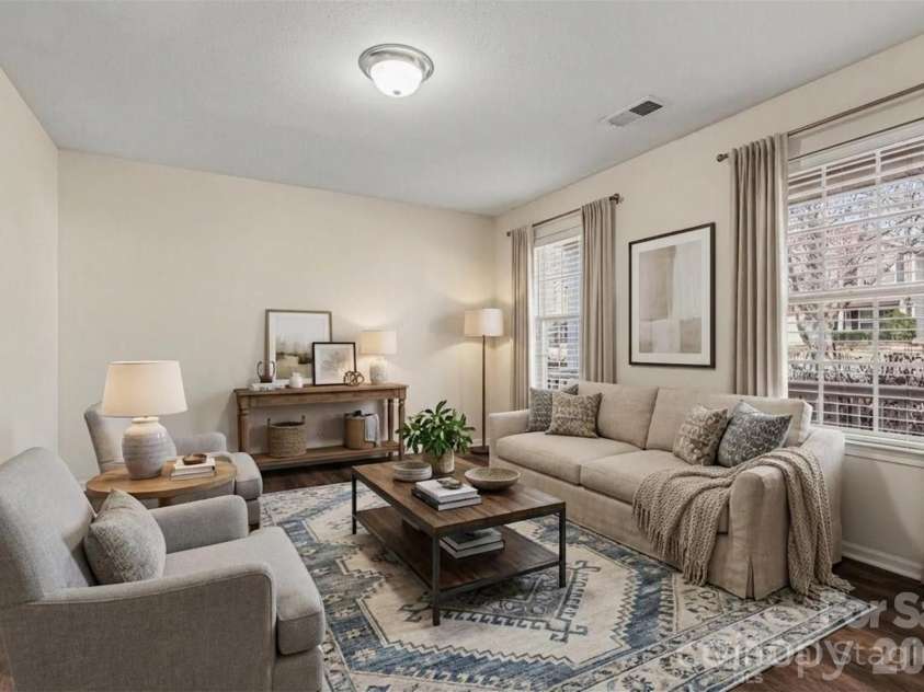 4423 Austin Dekota Drive, Charlotte, NC 28269.  MLS# CAR4356001, YatesRealty ID 5394. 