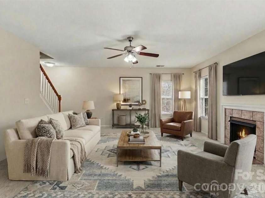 4423 Austin Dekota Drive, Charlotte, NC 28269.  MLS# CAR4356001, YatesRealty ID 5394. 