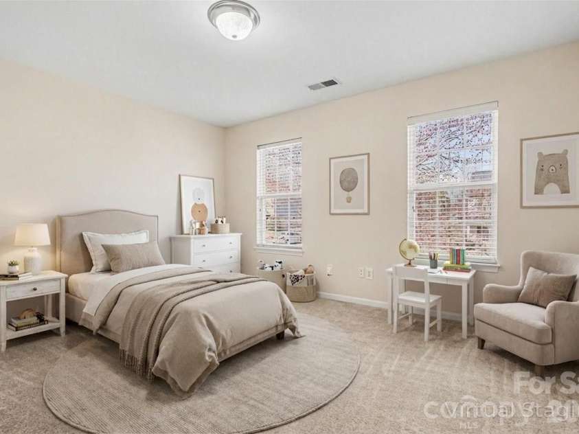 4423 Austin Dekota Drive, Charlotte, NC 28269.  MLS# CAR4356001, YatesRealty ID 5394. 