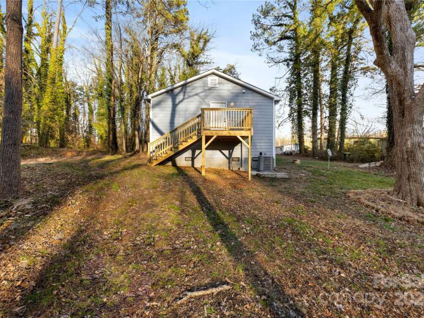 612 Harry Street, China Grove, NC 28023.  MLS# CAR4211018, YatesRealty ID 5394. 