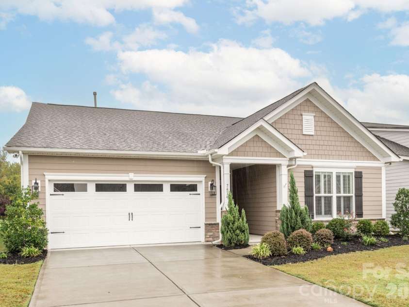 7424 Clouds Rest Drive, Indian Land, SC 29707.  MLS# CAR4429587, YatesRealty ID 53940. 