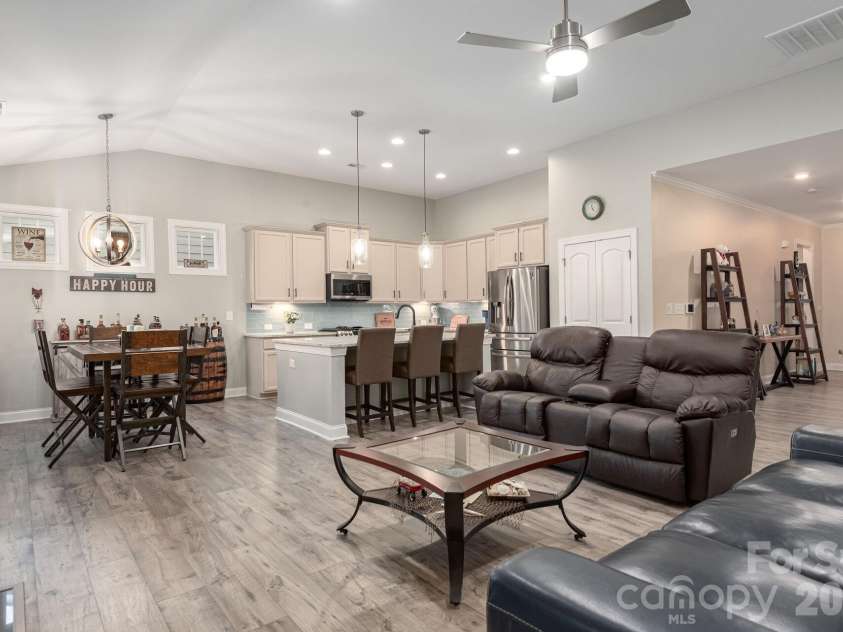7424 Clouds Rest Drive, Indian Land, SC 29707.  MLS# CAR4429587, YatesRealty ID 53940. 