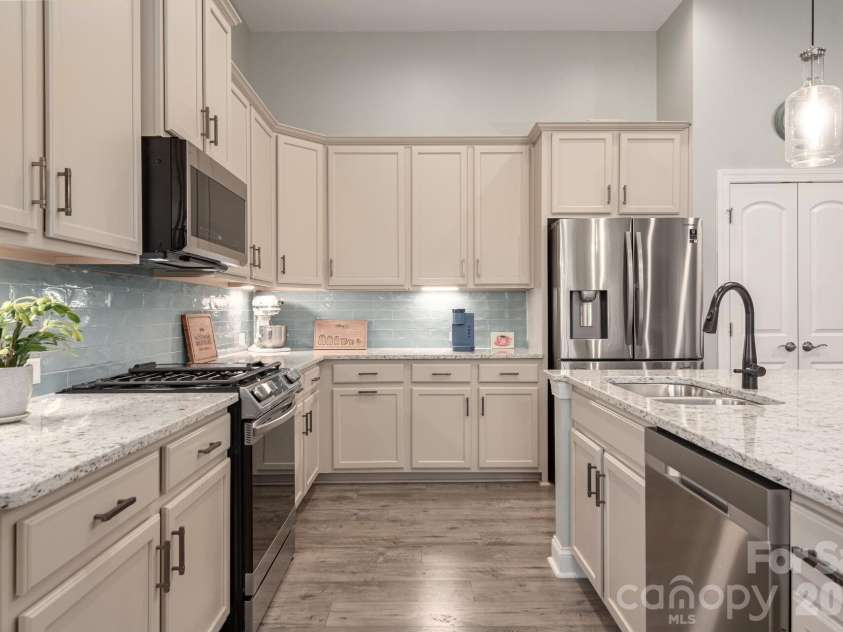 7424 Clouds Rest Drive, Indian Land, SC 29707.  MLS# CAR4429587, YatesRealty ID 53940. 