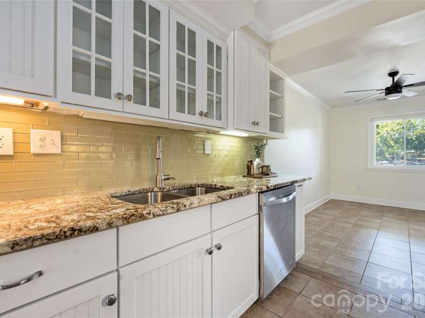 8056 Westcape Drive, Denver, NC 28037.  MLS# CAR4429569, YatesRealty ID 53941. 
