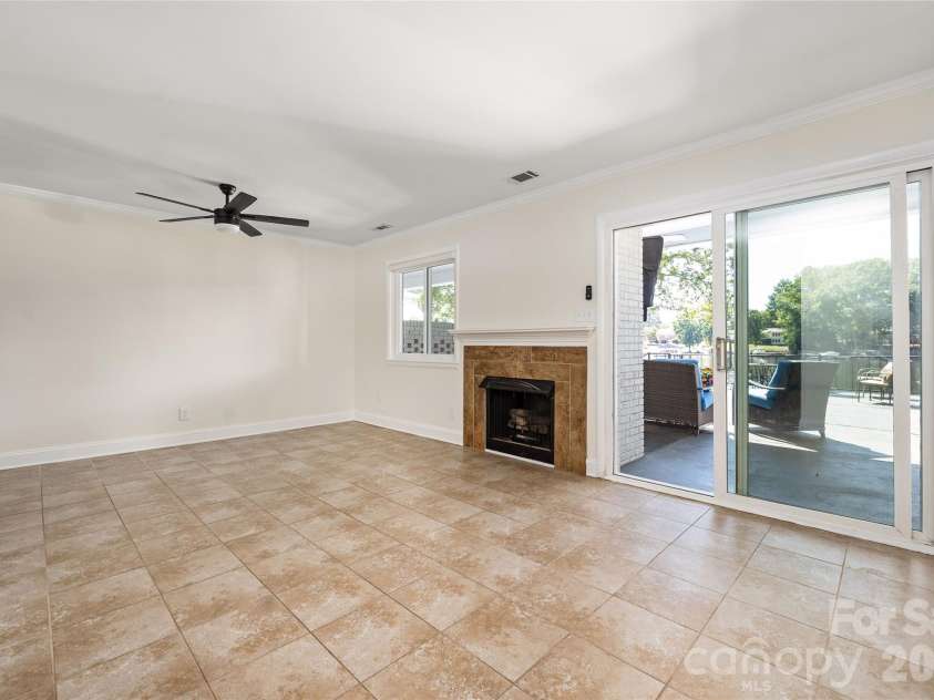 8056 Westcape Drive, Denver, NC 28037.  MLS# CAR4429569, YatesRealty ID 53941. 