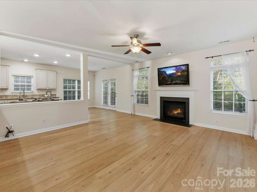 8128 Madrigal Court, Waxhaw, NC 28173.  MLS# CAR4429672, YatesRealty ID 53943. 