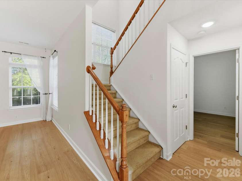 8128 Madrigal Court, Waxhaw, NC 28173.  MLS# CAR4429672, YatesRealty ID 53943. 