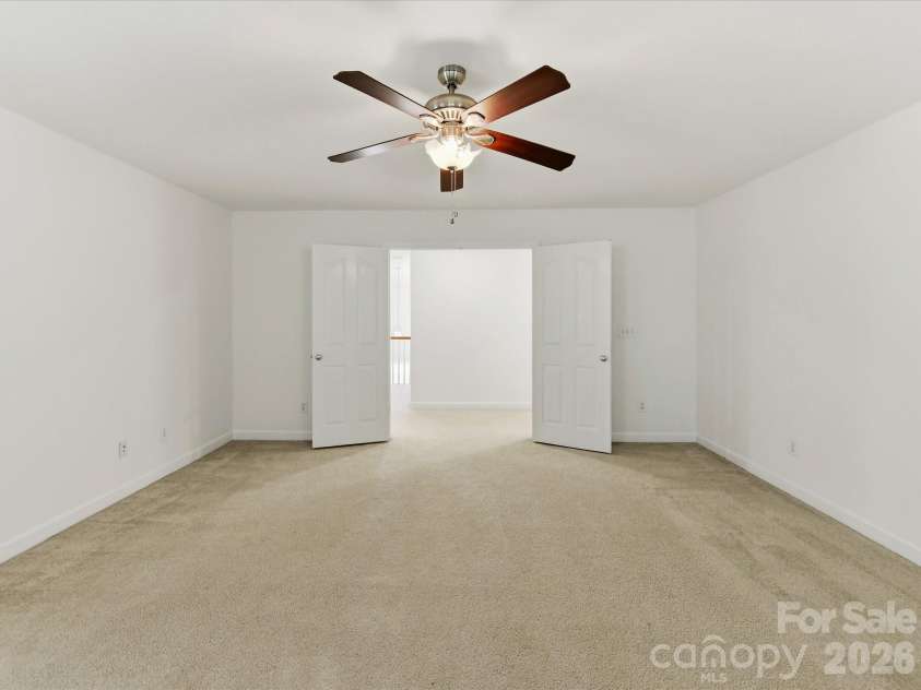 8128 Madrigal Court, Waxhaw, NC 28173.  MLS# CAR4429672, YatesRealty ID 53943. 