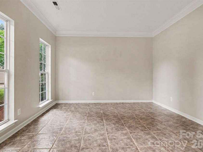 1372 Yorkshire Place, Concord, NC 28027.  MLS# CAR4428646, YatesRealty ID 53948. 