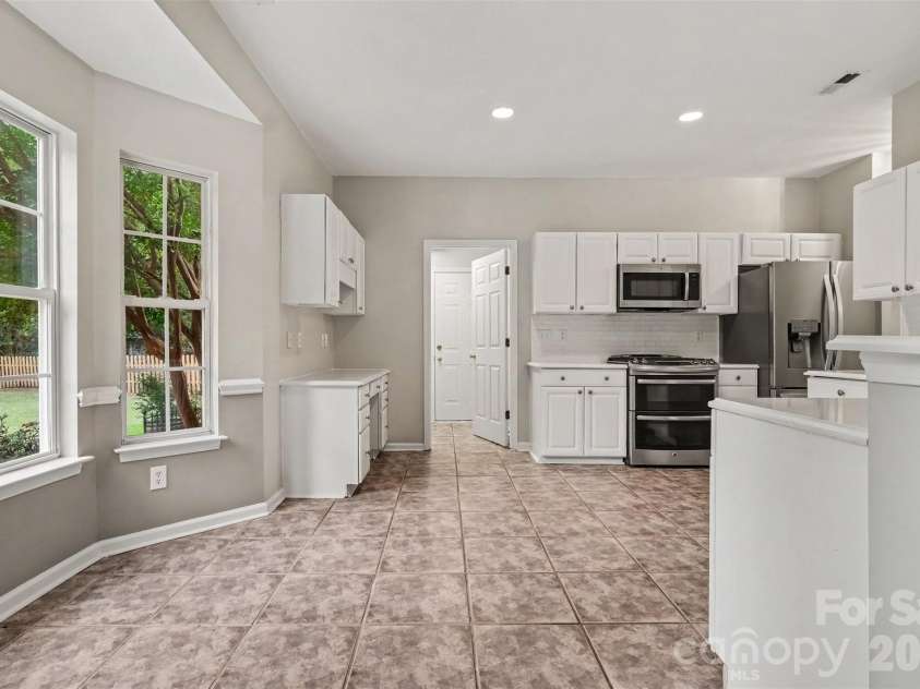 1372 Yorkshire Place, Concord, NC 28027.  MLS# CAR4428646, YatesRealty ID 53948. 