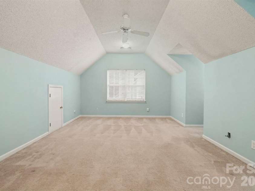 1372 Yorkshire Place, Concord, NC 28027.  MLS# CAR4428646, YatesRealty ID 53948. 