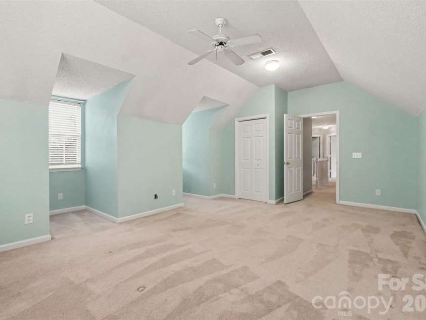 1372 Yorkshire Place, Concord, NC 28027.  MLS# CAR4428646, YatesRealty ID 53948. 