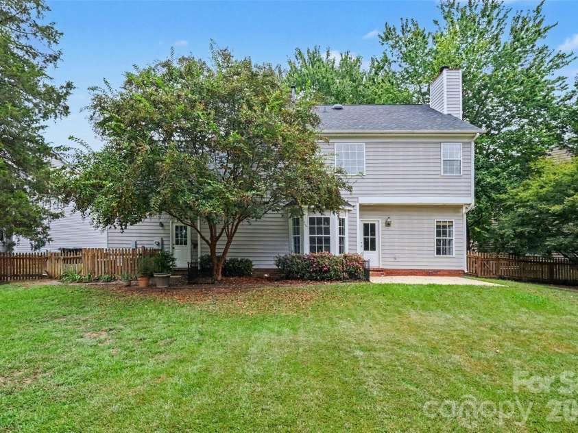 1372 Yorkshire Place, Concord, NC 28027.  MLS# CAR4428646, YatesRealty ID 53948. 