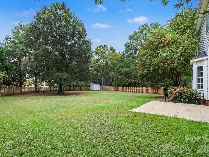 1372 Yorkshire Place, Concord, NC 28027.  MLS# CAR4428646, YatesRealty ID 53948. 