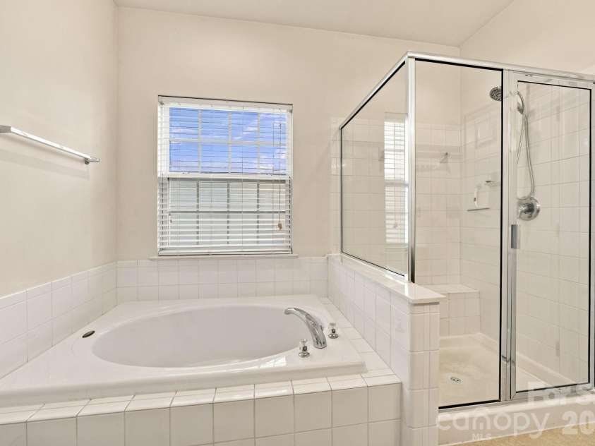 2723 Sunberry Lane, Concord, NC 28027.  MLS# CAR4428818, YatesRealty ID 53949. 