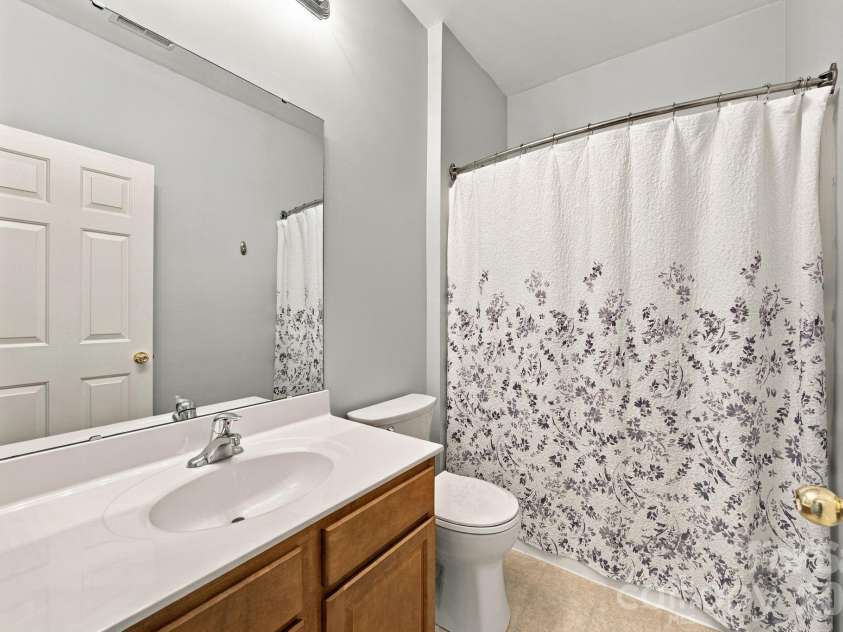 2723 Sunberry Lane, Concord, NC 28027.  MLS# CAR4428818, YatesRealty ID 53949. 
