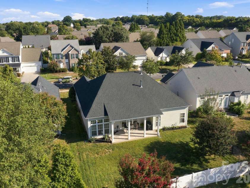 2723 Sunberry Lane, Concord, NC 28027.  MLS# CAR4428818, YatesRealty ID 53949. 
