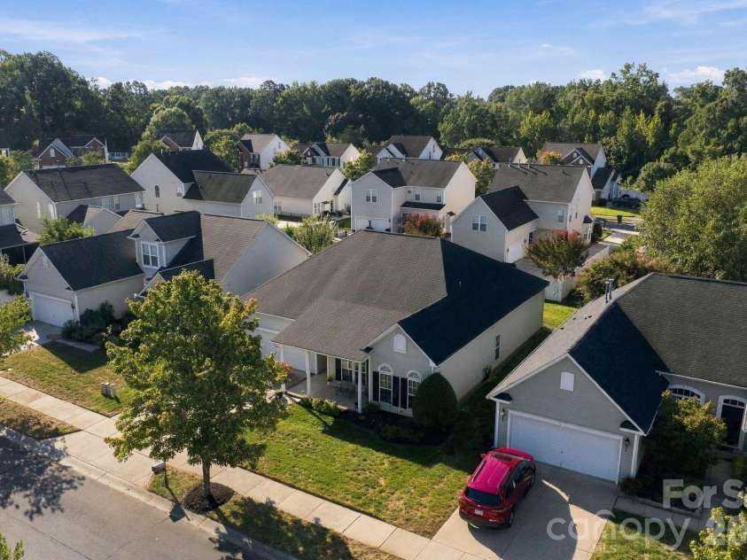 2723 Sunberry Lane, Concord, NC 28027.  MLS# CAR4428818, YatesRealty ID 53949. 