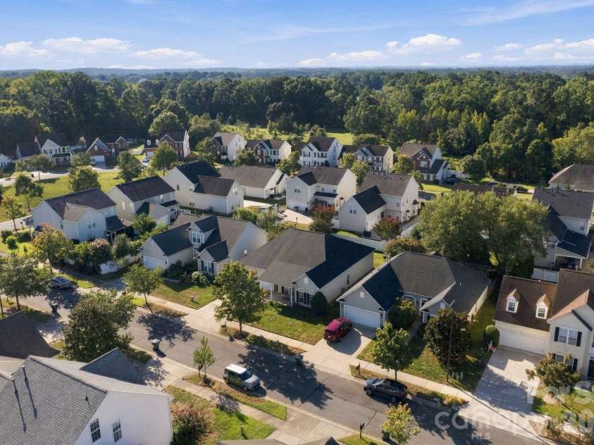 2723 Sunberry Lane, Concord, NC 28027.  MLS# CAR4428818, YatesRealty ID 53949. 