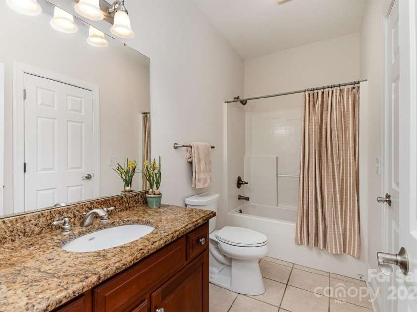 125 Whiterock Drive, Mount Holly, NC 28120.  MLS# CAR4227294, YatesRealty ID 5395. 