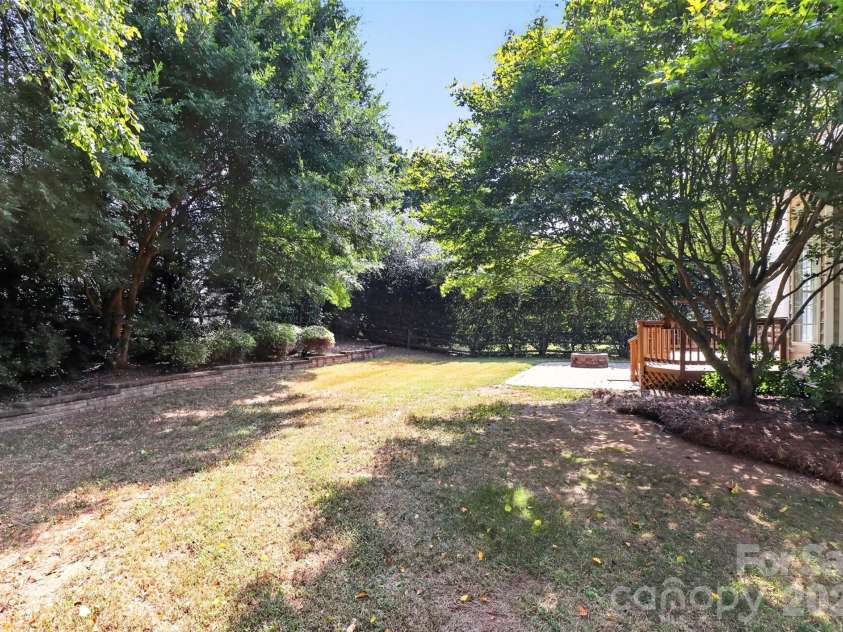 8915 Whittingham Drive, Waxhaw, NC 28173.  MLS# CAR4428839, YatesRealty ID 53950. 