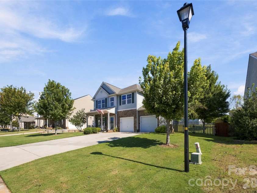 1633 Natalie Lane, Rock Hill, SC 29730.  MLS# CAR4428951, YatesRealty ID 53951. 