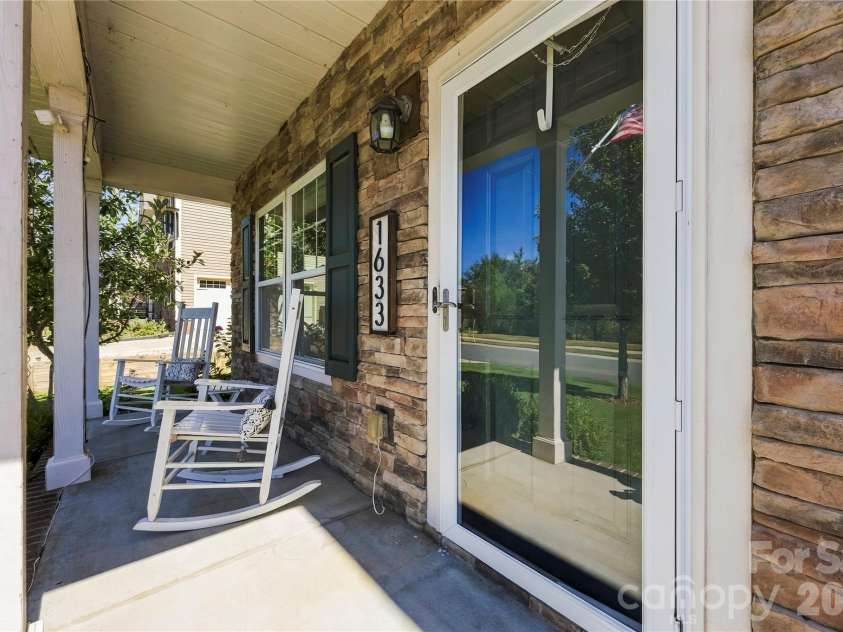 1633 Natalie Lane, Rock Hill, SC 29730.  MLS# CAR4428951, YatesRealty ID 53951. 