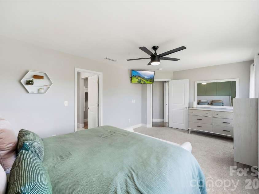 1633 Natalie Lane, Rock Hill, SC 29730.  MLS# CAR4428951, YatesRealty ID 53951. 