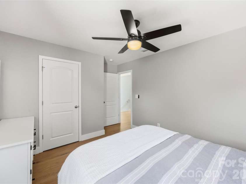 1633 Natalie Lane, Rock Hill, SC 29730.  MLS# CAR4428951, YatesRealty ID 53951. 