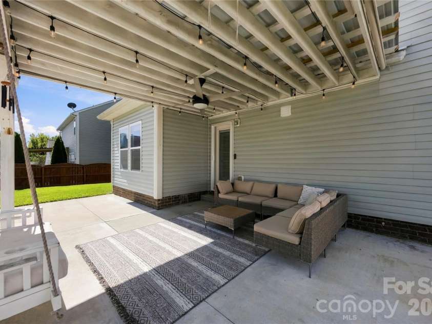 1633 Natalie Lane, Rock Hill, SC 29730.  MLS# CAR4428951, YatesRealty ID 53951. 