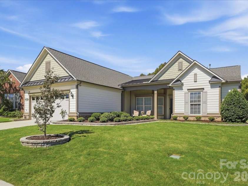 445 Haven Avenue, Fort Mill, SC 29715.  MLS# CAR4428956, YatesRealty ID 53954. 445 Haven Avenue