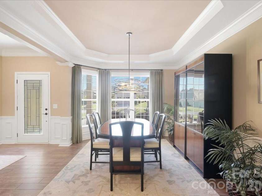 445 Haven Avenue, Fort Mill, SC 29715.  MLS# CAR4428956, YatesRealty ID 53954. Dining area w/tray ceiling