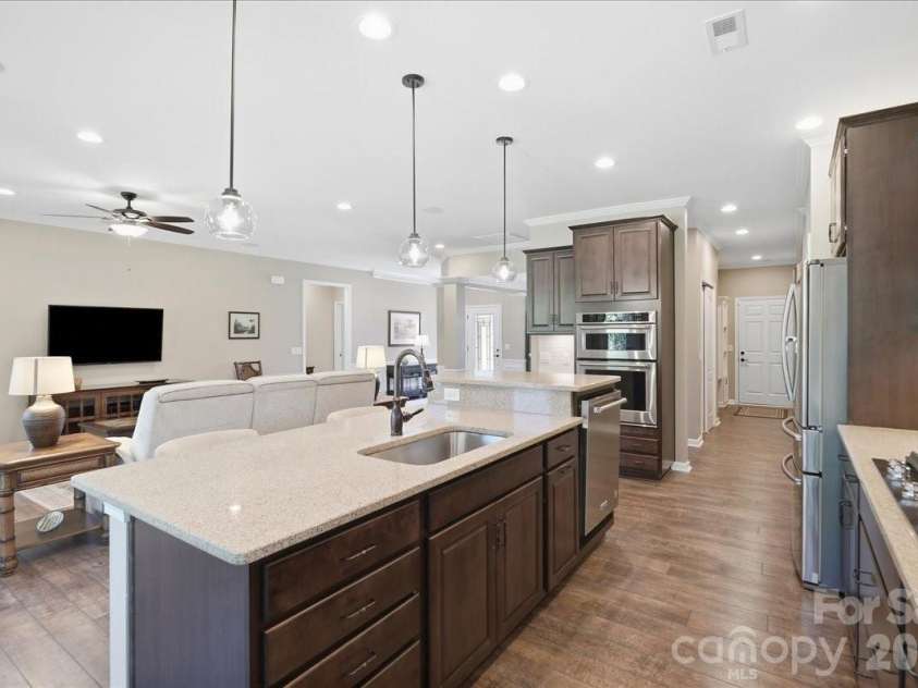 445 Haven Avenue, Fort Mill, SC 29715.  MLS# CAR4428956, YatesRealty ID 53954. Kitchen features raised dish washer