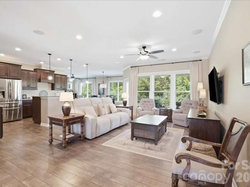 445 Haven Avenue, Fort Mill, SC 29715.  MLS# CAR4428956, YatesRealty ID 53954. Open floor plan - great for entertaining