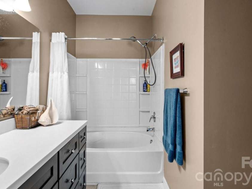 187 Singleton Road, Mooresville, NC 28117.  MLS# CAR4429061, YatesRealty ID 53955. 