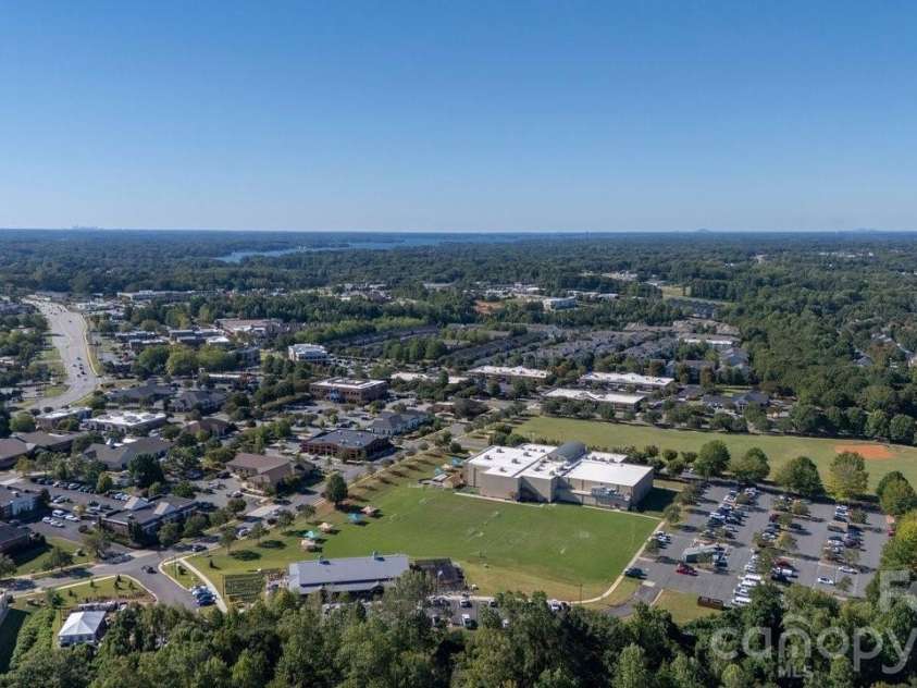 187 Singleton Road, Mooresville, NC 28117.  MLS# CAR4429061, YatesRealty ID 53955. 
