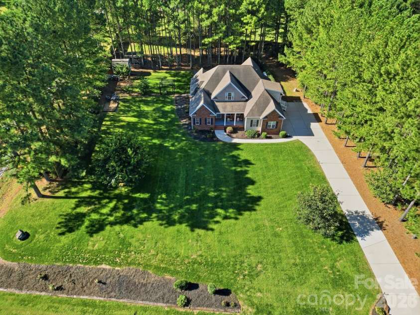 107 Dupree Lane, Mooresville, NC 28115.  MLS# CAR4429074, YatesRealty ID 53957. 