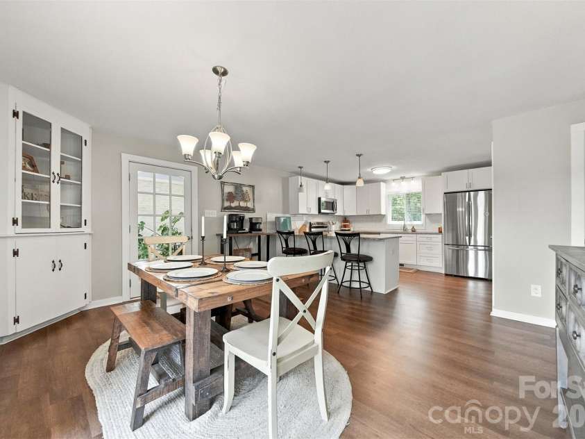118 Chestnut Oak Road, Union Grove, NC 28689.  MLS# CAR4427592, YatesRealty ID 53959. 
