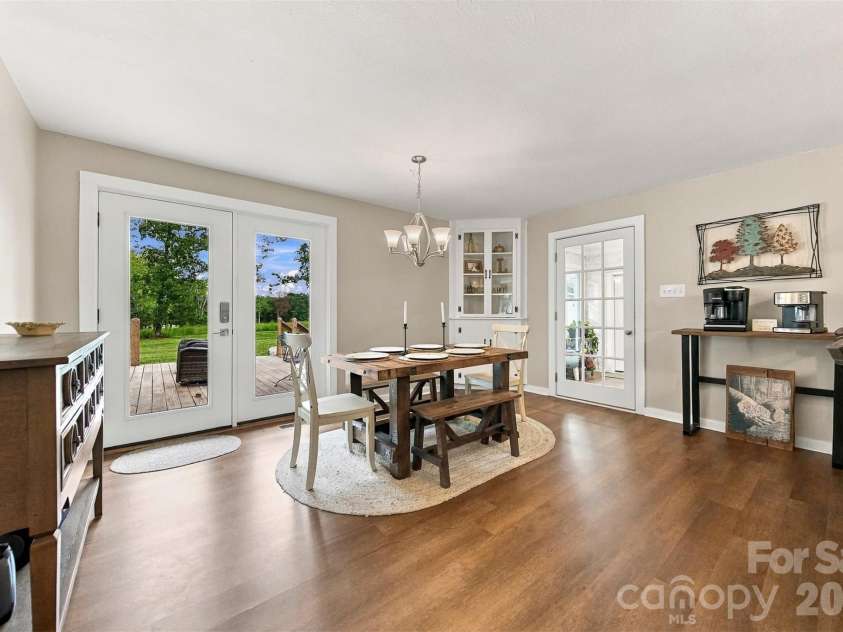 118 Chestnut Oak Road, Union Grove, NC 28689.  MLS# CAR4427592, YatesRealty ID 53959. 