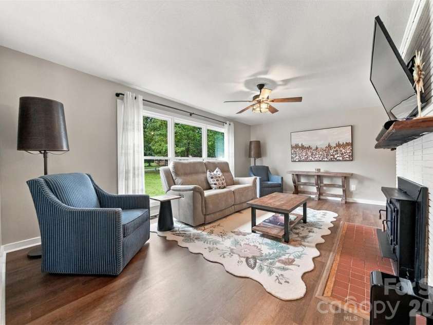118 Chestnut Oak Road, Union Grove, NC 28689.  MLS# CAR4427592, YatesRealty ID 53959. 
