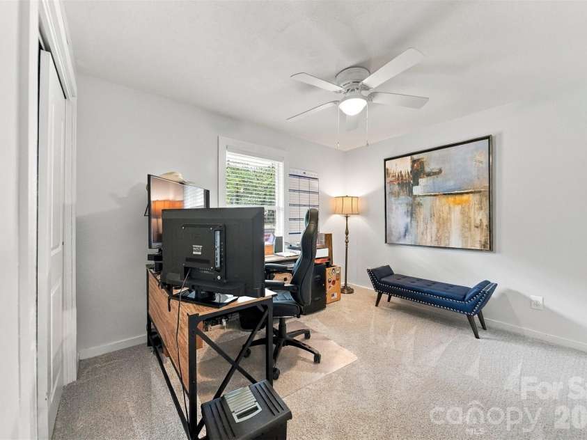 118 Chestnut Oak Road, Union Grove, NC 28689.  MLS# CAR4427592, YatesRealty ID 53959. 