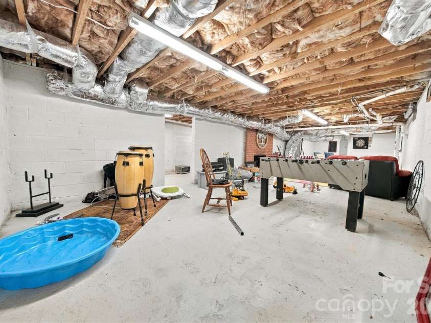118 Chestnut Oak Road, Union Grove, NC 28689.  MLS# CAR4427592, YatesRealty ID 53959. 