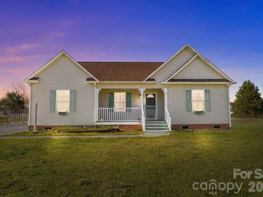 1624 Ashridge Road, Rock Hill, SC 29730.  MLS# CAR4358714, YatesRealty ID 5396. 