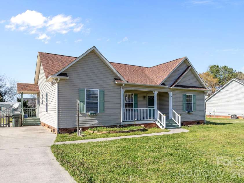 1624 Ashridge Road, Rock Hill, SC 29730.  MLS# CAR4358714, YatesRealty ID 5396. 