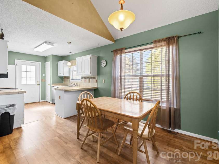 1624 Ashridge Road, Rock Hill, SC 29730.  MLS# CAR4358714, YatesRealty ID 5396. 