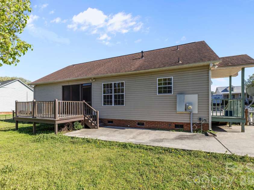 1624 Ashridge Road, Rock Hill, SC 29730.  MLS# CAR4358714, YatesRealty ID 5396. 