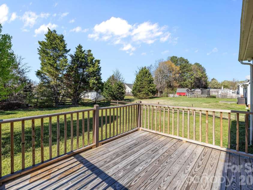 1624 Ashridge Road, Rock Hill, SC 29730.  MLS# CAR4358714, YatesRealty ID 5396. 