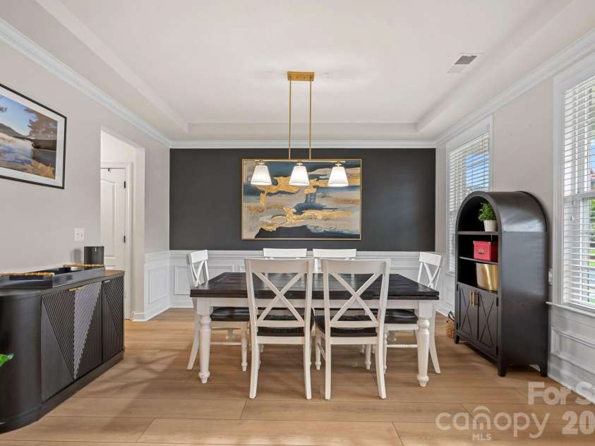 2071 Feldspar Drive, Davidson, NC 28036.  MLS# CAR4428038, YatesRealty ID 53960. 