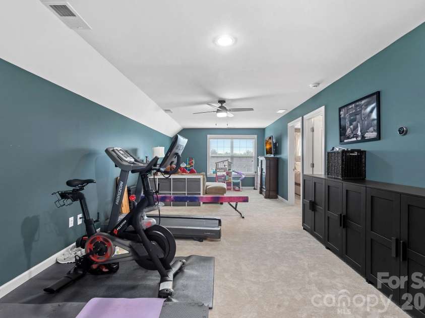 2071 Feldspar Drive, Davidson, NC 28036.  MLS# CAR4428038, YatesRealty ID 53960. 